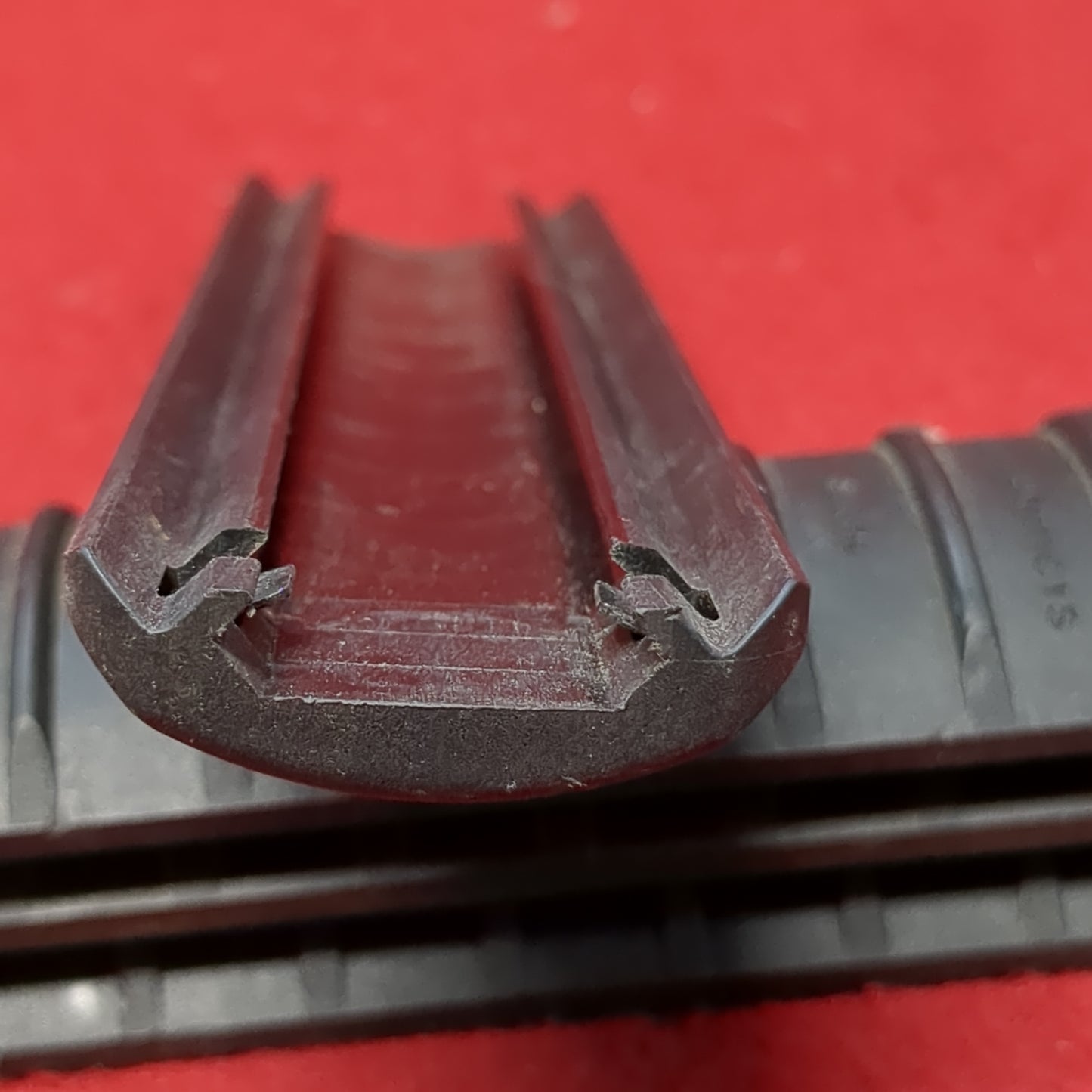 Lot of 4 - 11 Rib Rail Cover P&S PRODUCTS Excellent Condition (FB18-MH518)