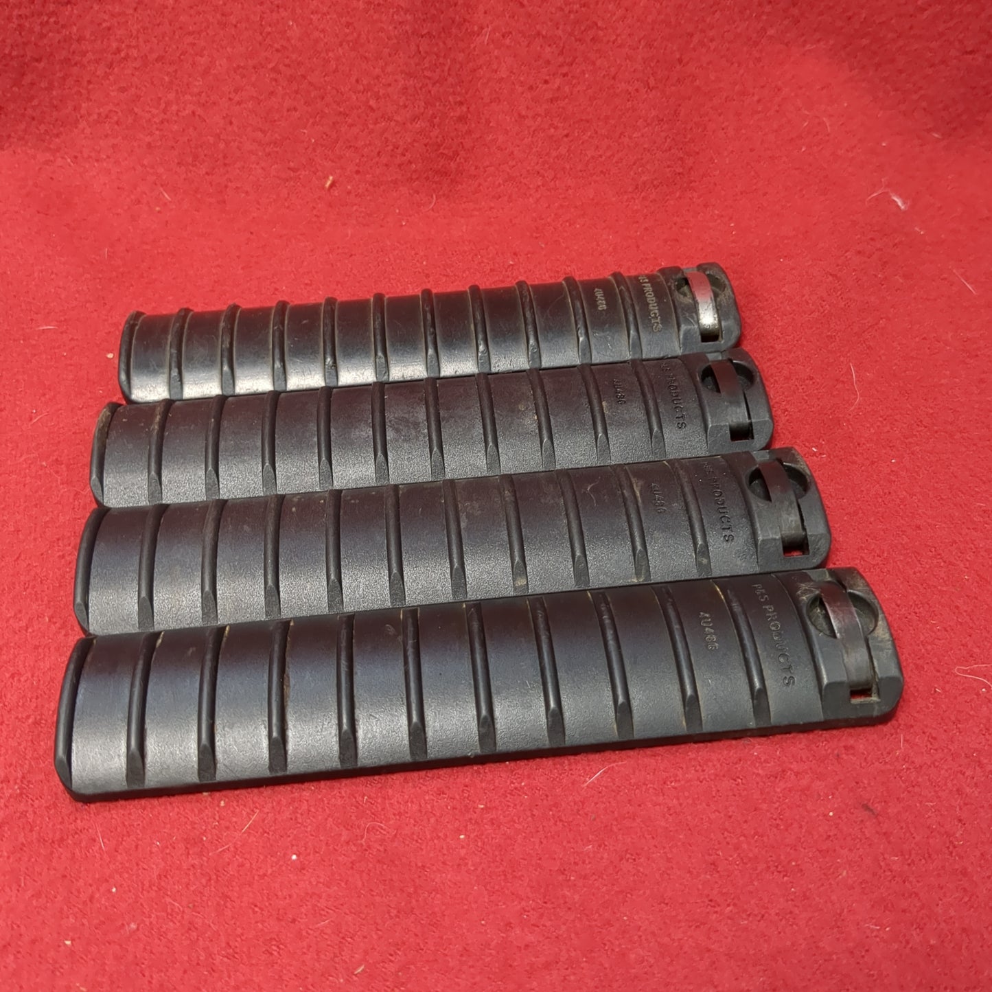 Lot of 4 - 11 Rib Rail Cover P&S PRODUCTS Excellent Condition (FB18-MH519)