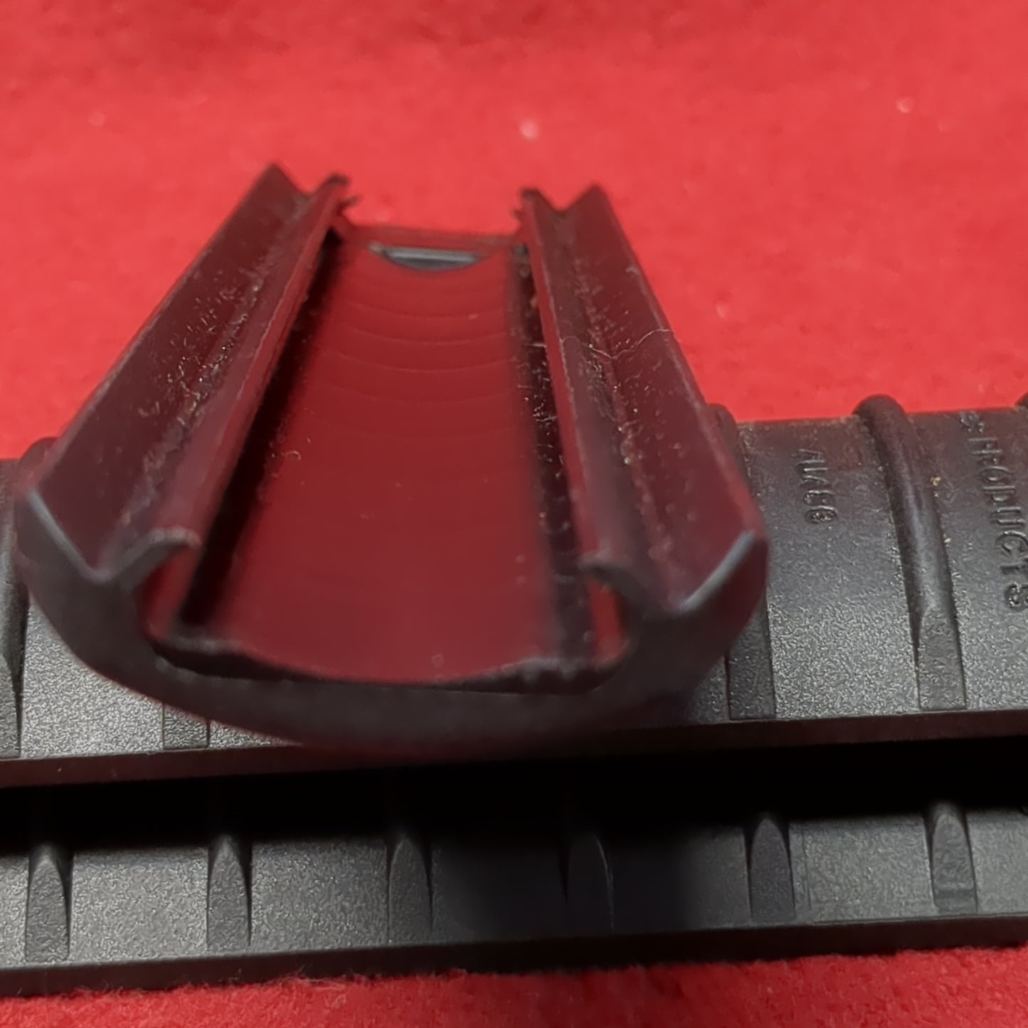 Lot of 4 - 11 Rib Rail Cover P&S PRODUCTS (FB18-MH521)