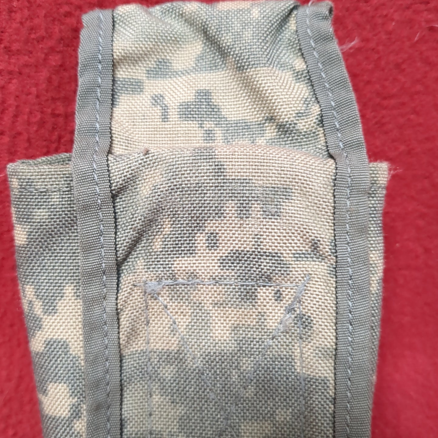 US Army Single Magazine Pouch Molle ACU UCP Good Condition (ACU?-MH567)