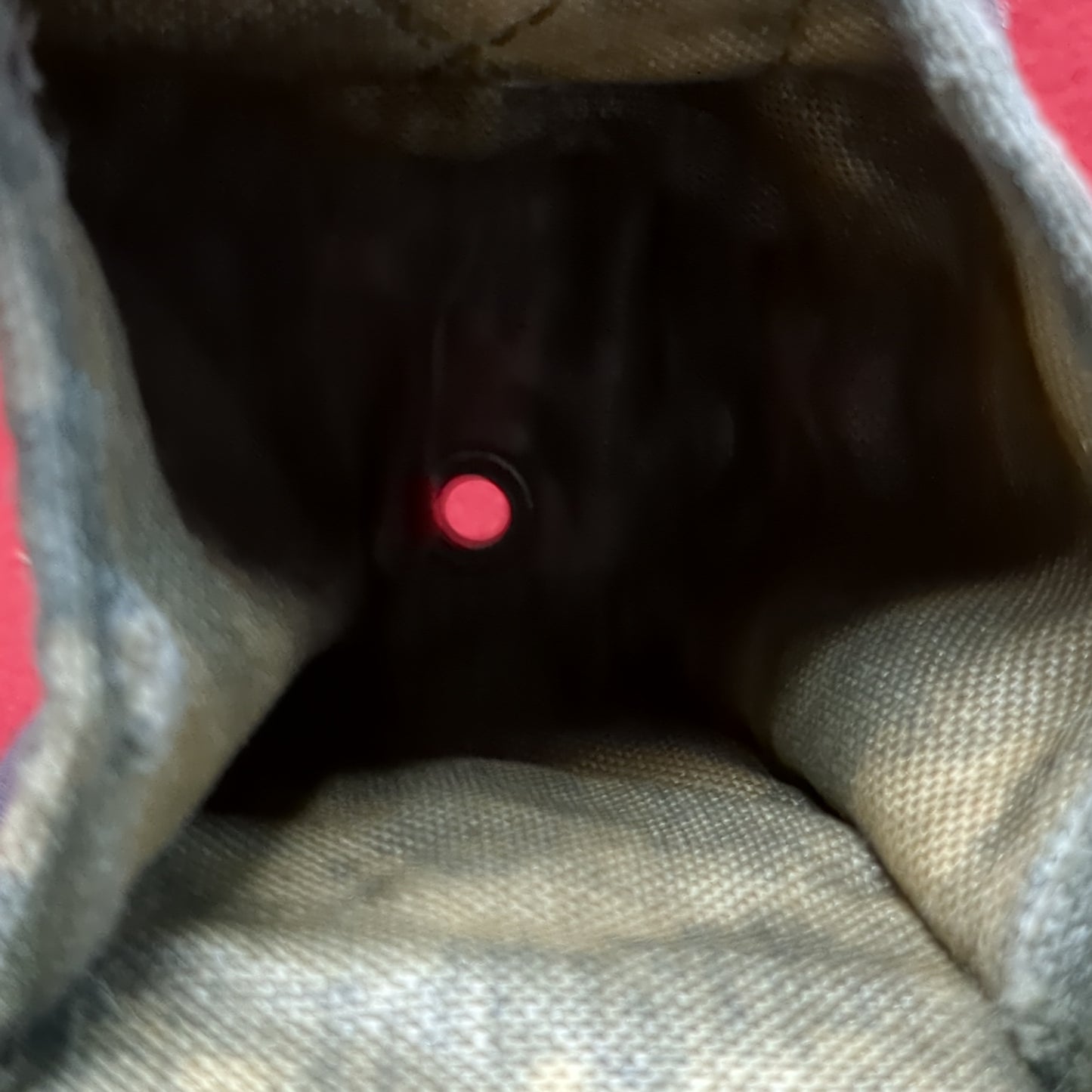 US Army Single Magazine Pouch Molle ACU UCP Good Condition (ACU?-MH567)