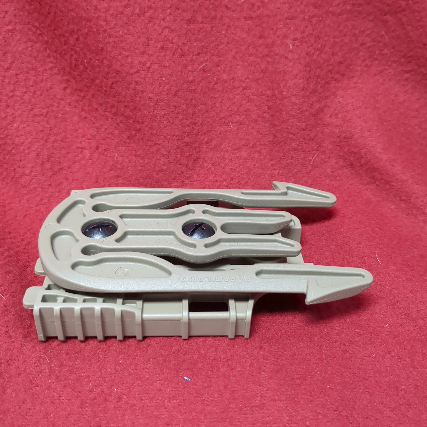 Safariland 16 Molle Locking Fork + Receiver plate (DCL- da6-MH657)