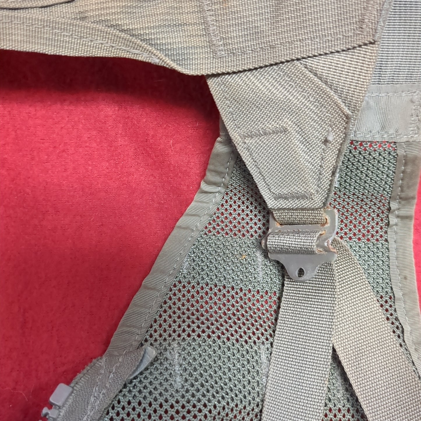 Chest Rig ACU Digitial Camo Fighting Load Carrier FLC Molle (EB16-MH683)