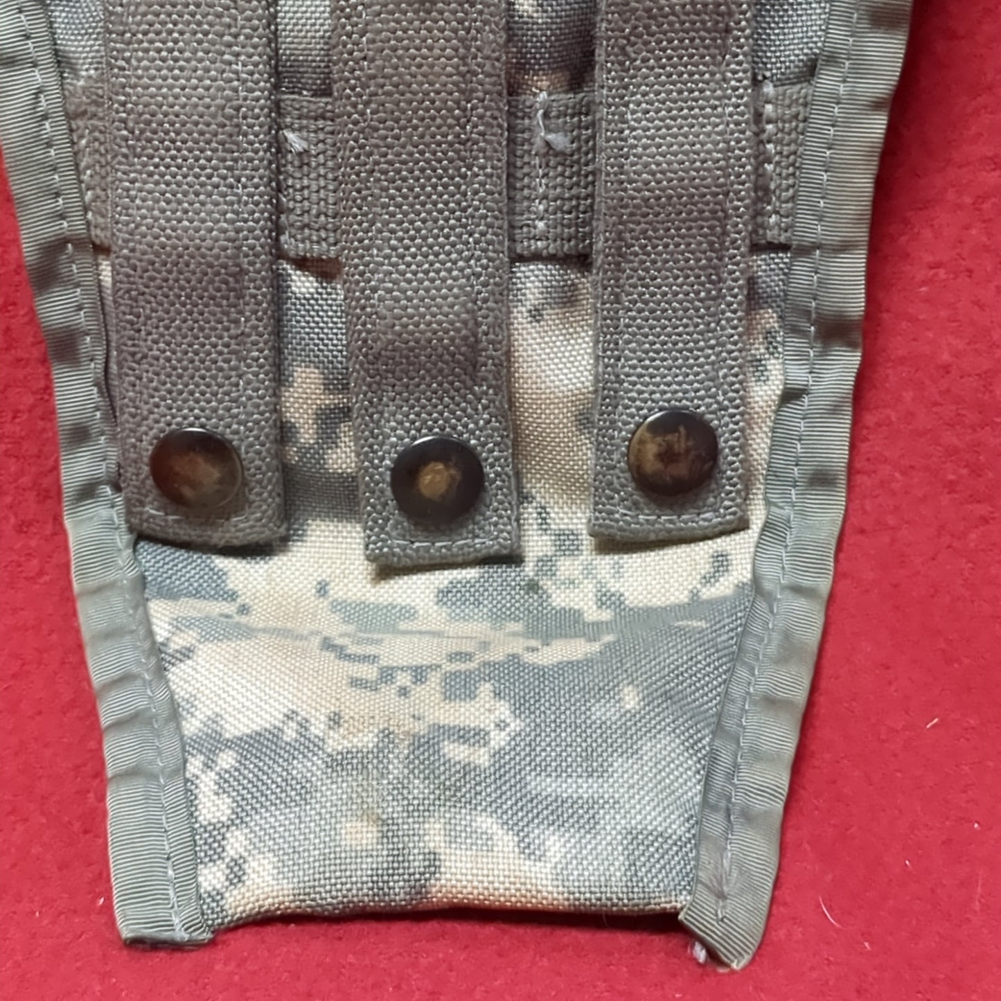 US Army Suction Catheter Pouch UCP ACU Molle II Good Condition (acu?-MH697)