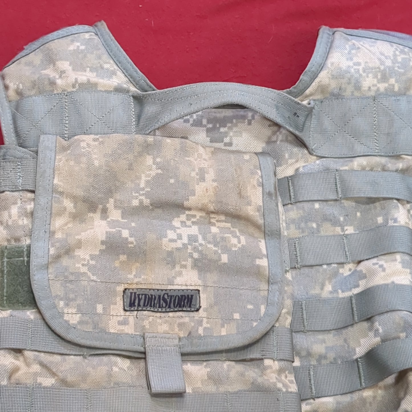 Blackhawk Tactical Vest W/Hydra Storm Bladder Carrier UCP ACU (eb09-APR148)