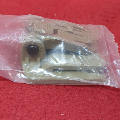 Surefire Z71 Molle Vest Clip HL1 (25o- da03-APR240)