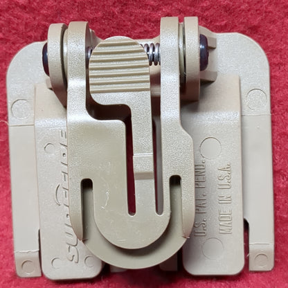 Surefire Z71 Molle Vest Clip HL1 Excellent Condition (25o- da03-APR241)