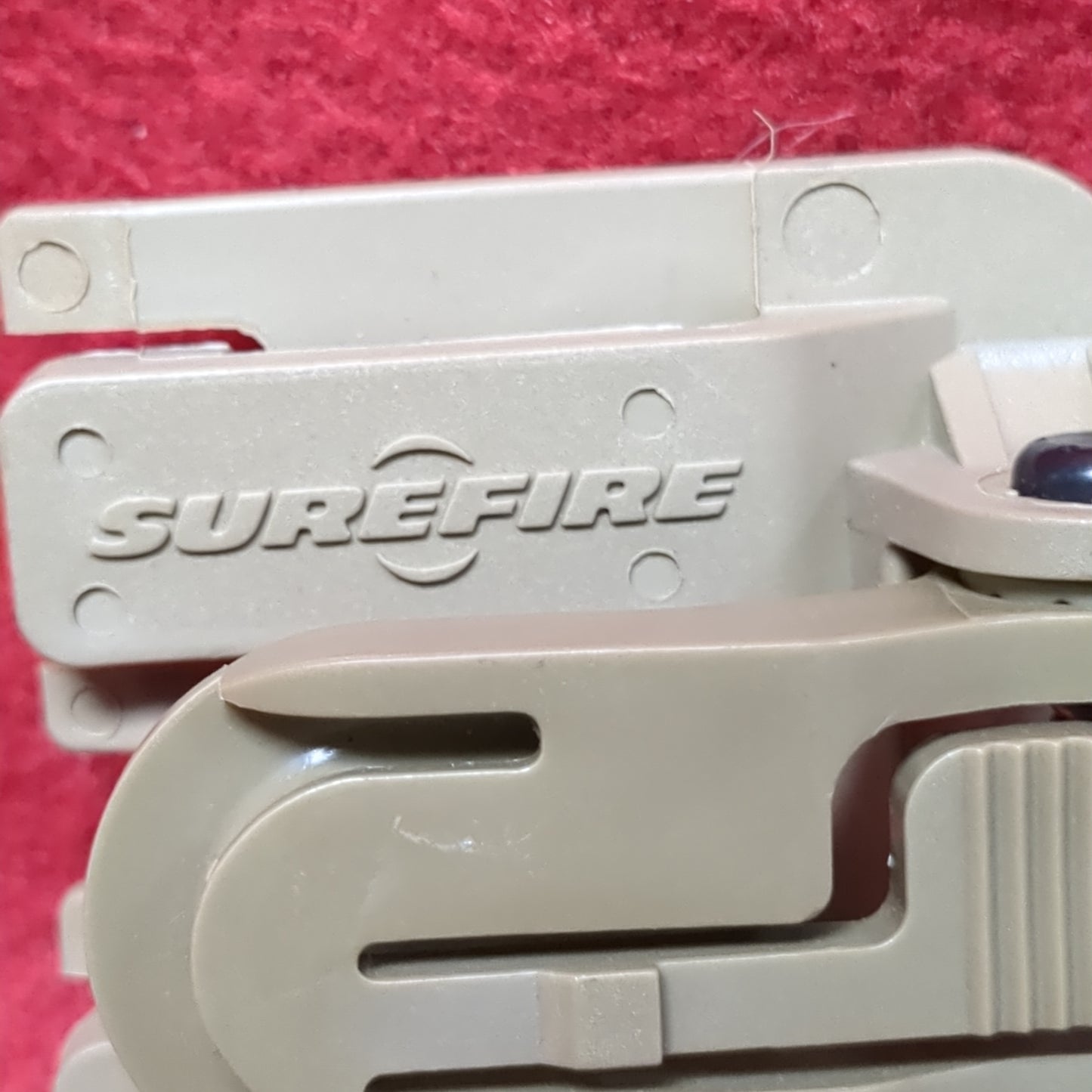 Surefire Z71 Molle Vest Clip HL1 Excellent Condition (25o- da03-APR241)