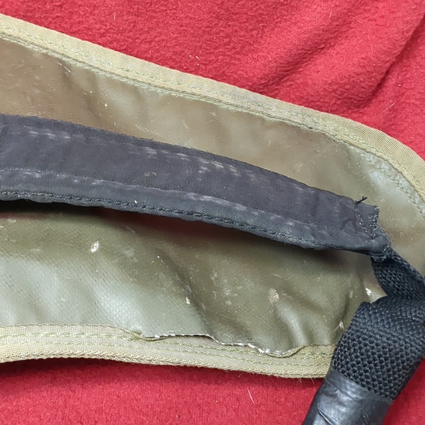 US Army Carrying Case Spare Barrel Bag Nylon Vinyl Water Resistant W/ Padded Sling (BA04-APR246)