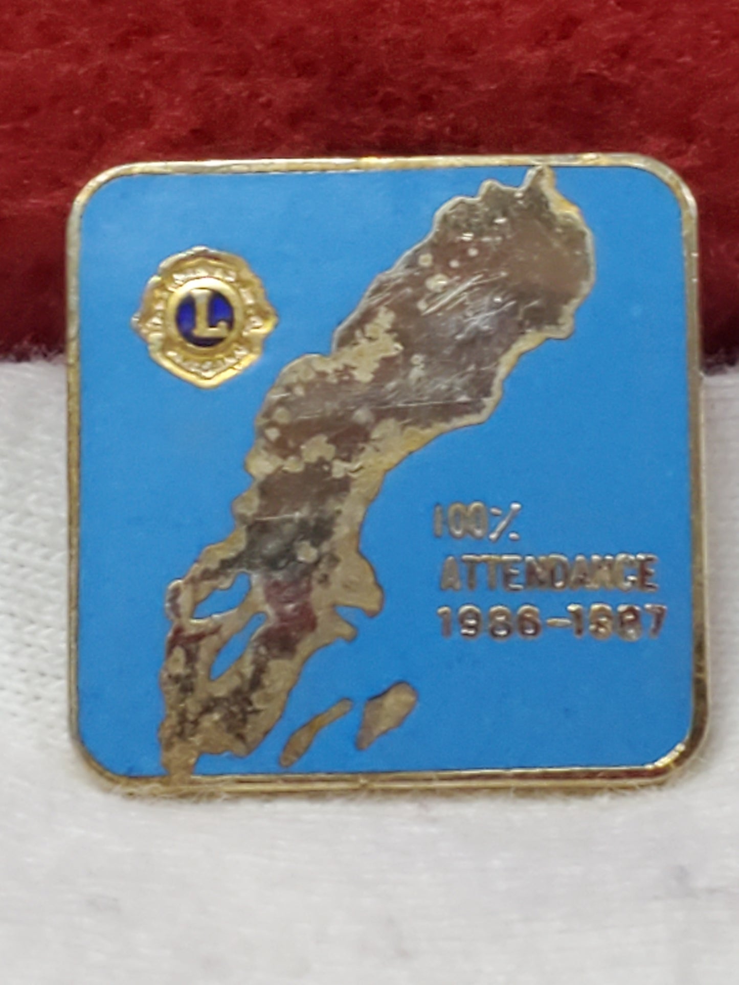 VINTAGE 1986-87 Lions Club International 100% ATTENDANCE AWARD Lapel Pin (06o8)