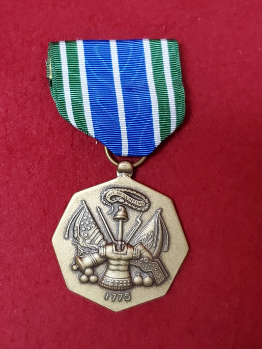 VINTAGE US Army MILITARY ACHIEVEMENT AWARD Full Size Medal (06o110)