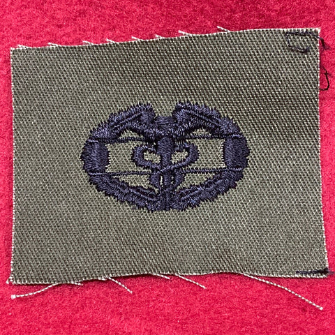 VINTAGE US Army COMBAT MEDICAL Patch SEW ON Subdued OD Black (04cc32)