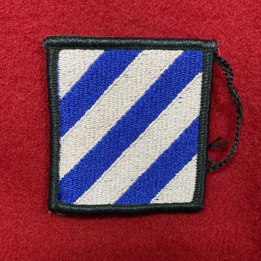 VINTAGE US Army 3rd ID Patch Sew-On (12o69)