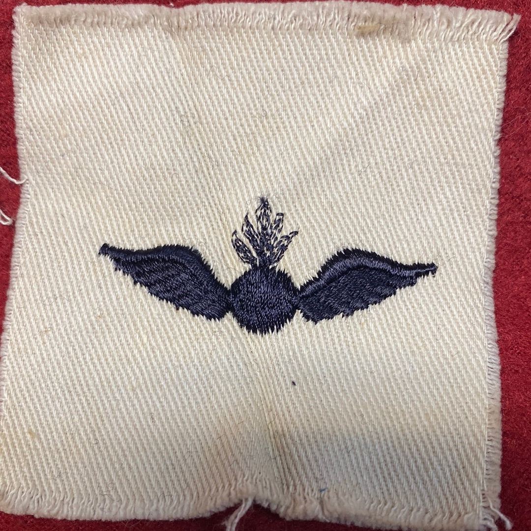 VINTAGE US Navy Coast Guard AVIATION ORDINANCEMAN Sew On Patch (WSB09-53)