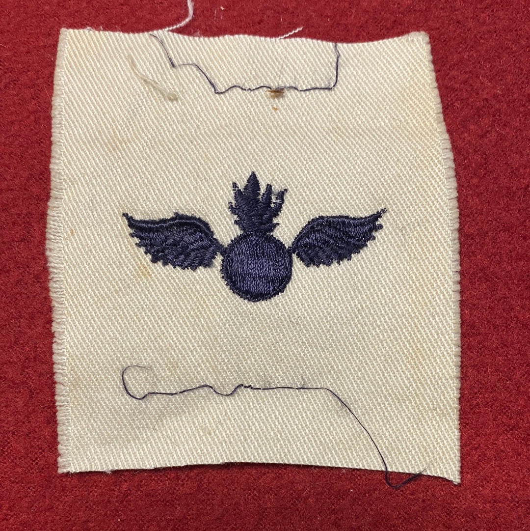 VINTAGE US Navy Coast Guard AVIATION ORDINANCEMAN Sew On Patch (WSB09-57)