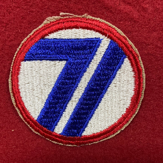 VINTAGE US Army 71st Infantry Division Patch Sew-On (12o48)