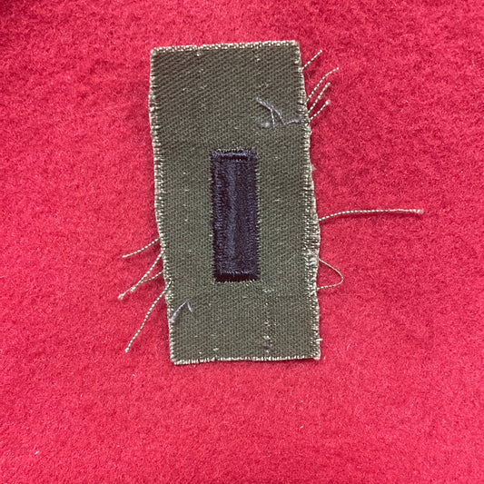 VINTAGE US Army FIRST LIEUTENANT Patch SEW ON Subdued OD Black (04cc12)