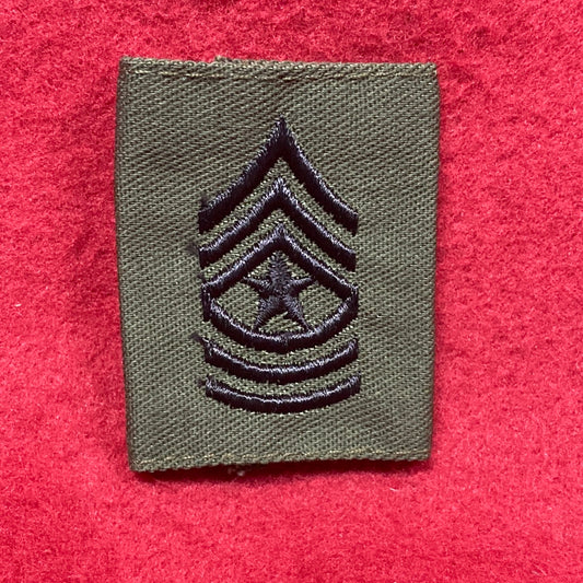 VINTAGE US Army SERGEANT MAJOR Patch SEW ON Subdued OD Black (04cc35)