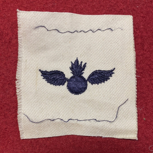 VINTAGE US Navy Coast Guard AVIATION ORDINANCEMAN Sew On Patch (WSB09-59)