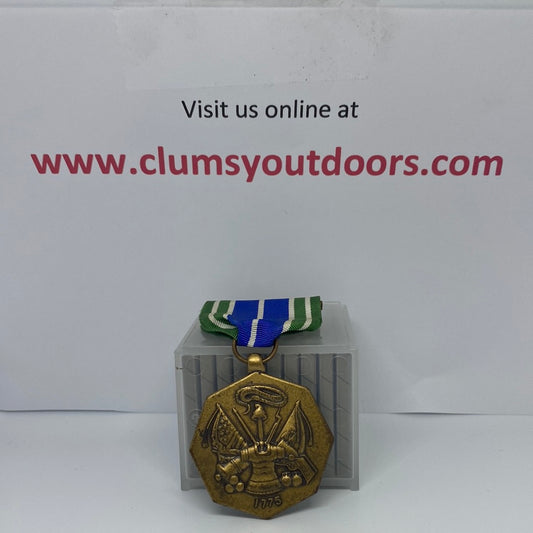 Vintage US Military Achievement Medal Army (2cc18)