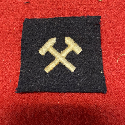 VINTAGE US Navy Coast Guard METALSMITH/MOLDER Sew On Patch (WSB09-171)