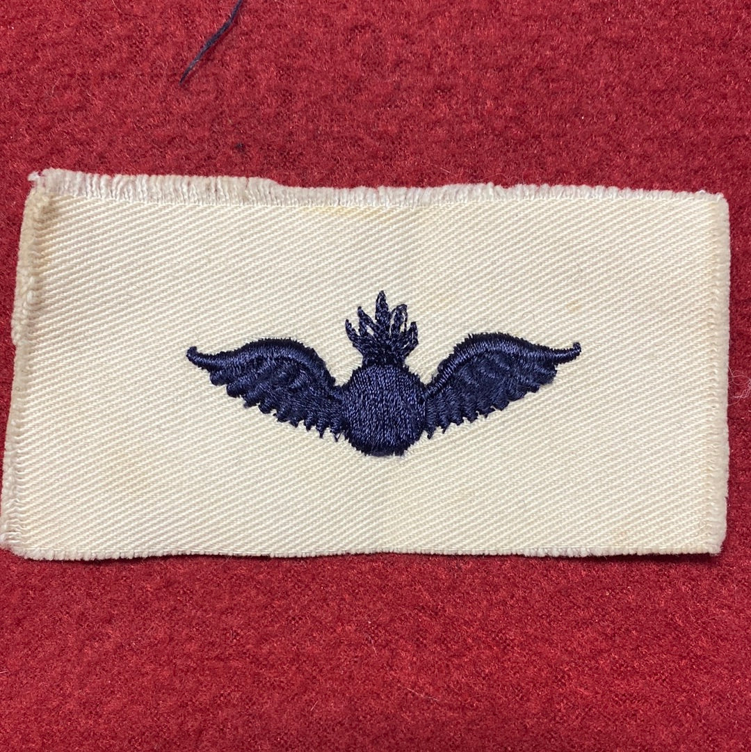 VINTAGE US Navy Coast Guard AVIATION ORDINANCEMAN Sew On Patch (WSB09-52)