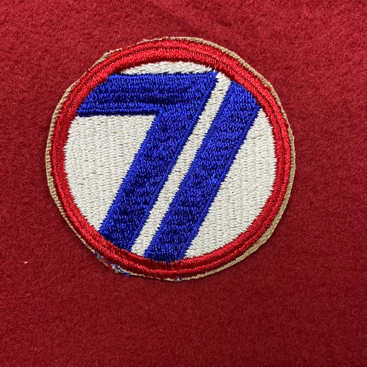VINTAGE US Army 71st Infantry Division Patch Sew-On (12o44)