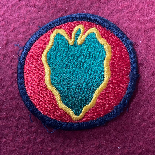 VINTAGE US Army 24th ID Patch Sew-On (12o136)